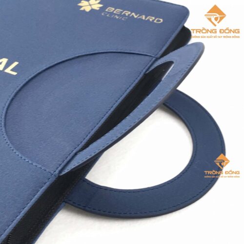 Phan-tay-cam-cap-da-duoc-thiet-ke-theo-dang-quai-tron-duoc-may-vien-thu-cong-mot-cach-ti-mi-va-can-than-