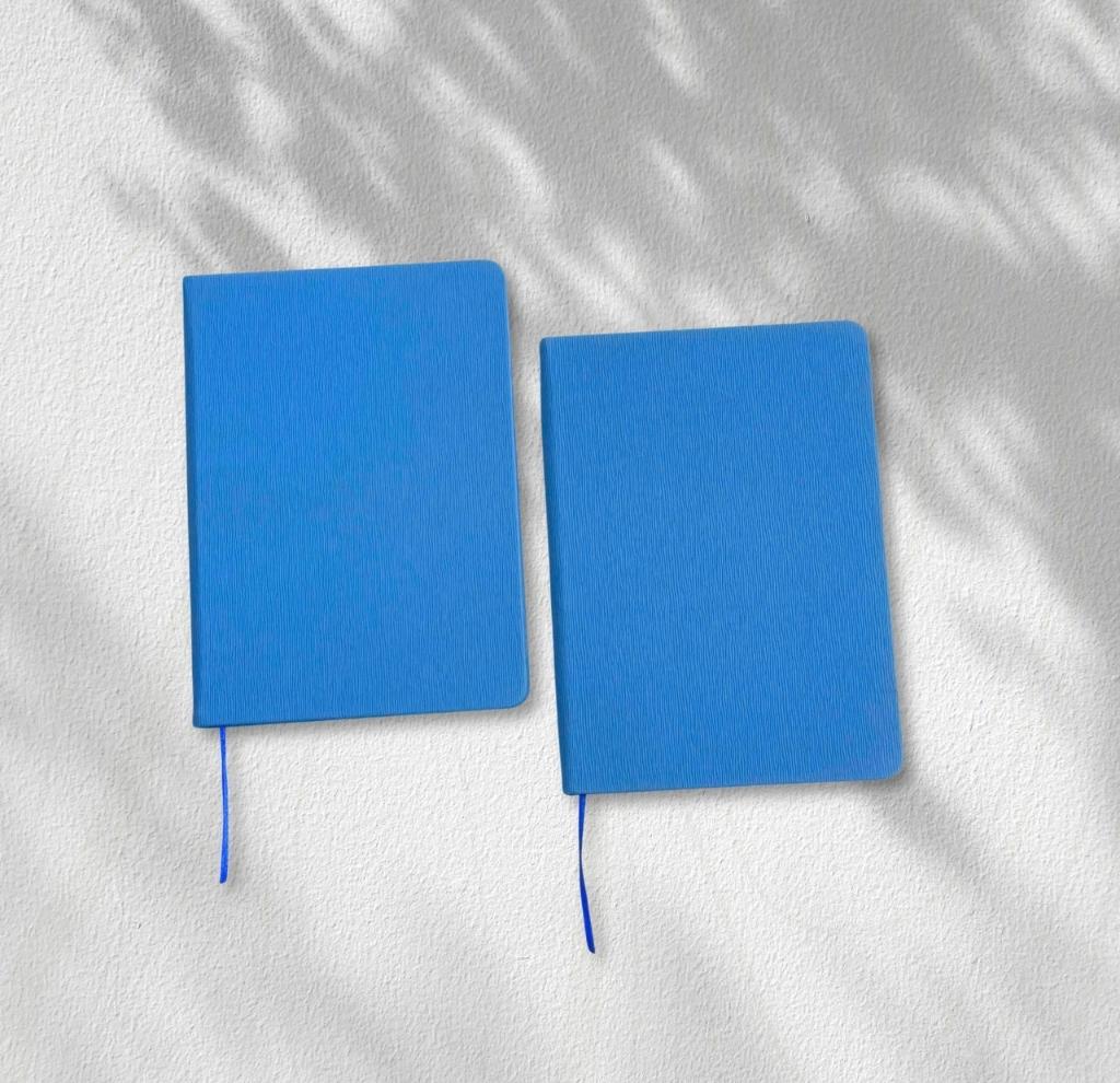 sổ dán gáy in uv