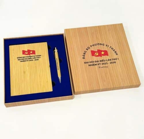 Bộ Quà Tặng Đại Hội In Logo - Sổ Tre + Bút Tre + Hộp Giấy - xuongsanxuatsoda.com