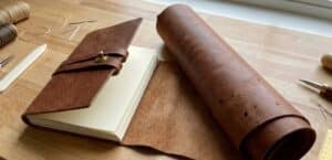 Cách Bảo Quản Sổ Da Không Bong Tróc Sau 6 Tháng